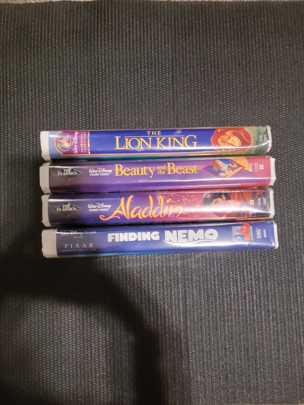 Disney Classic VHS Lot- The Lion King,Beauty And The Beast,Aladdin, Finding Nemo